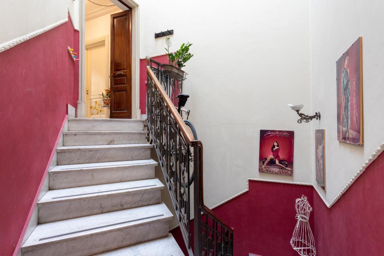 Zefiro Rooms Κατάνια Εξωτερικό φωτογραφία