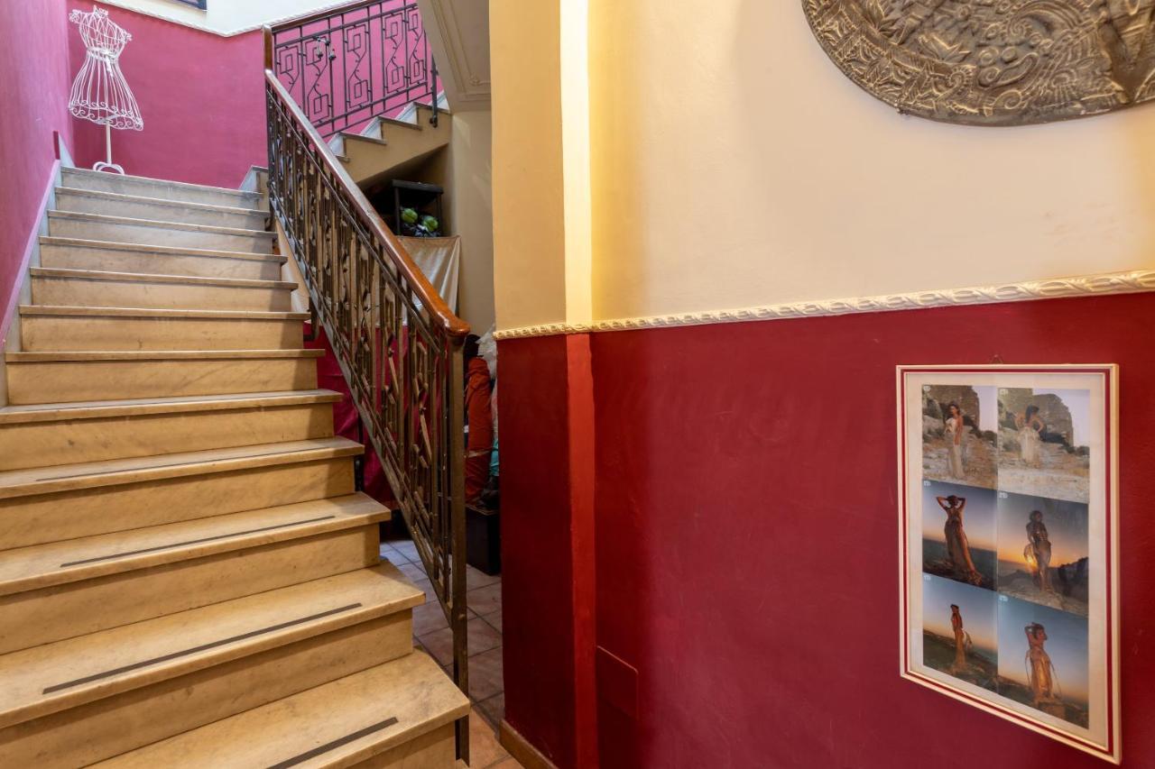Zefiro Rooms Κατάνια Εξωτερικό φωτογραφία