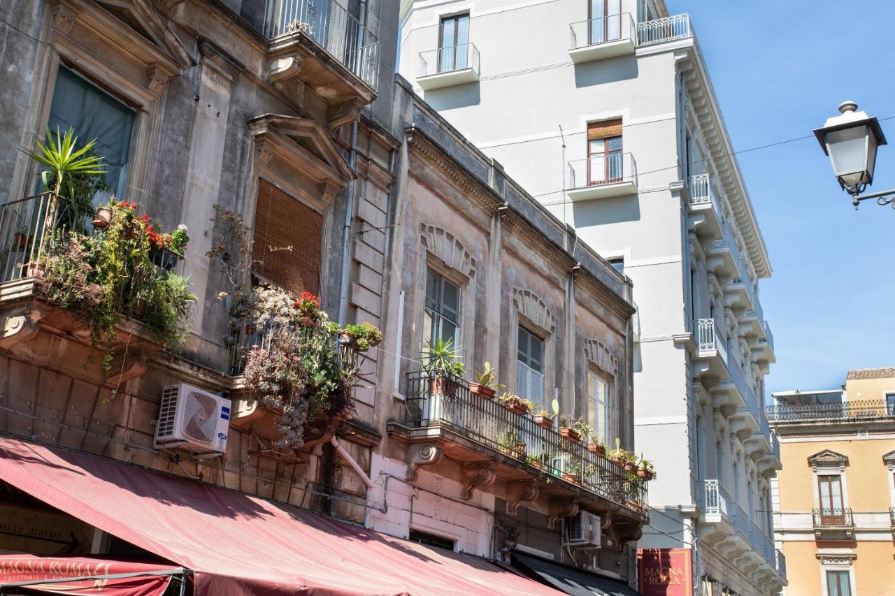 Zefiro Rooms Κατάνια Εξωτερικό φωτογραφία
